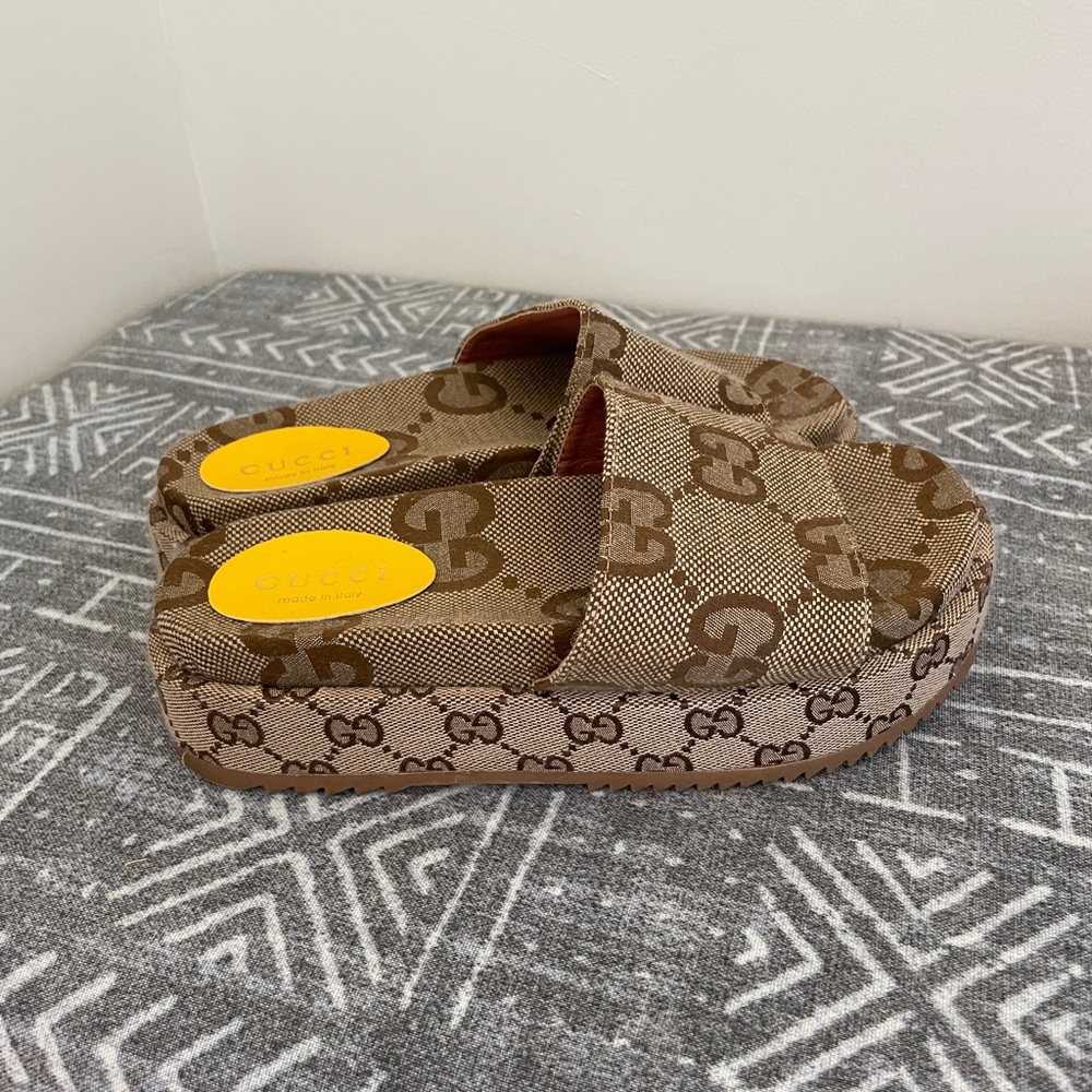 Gucci sandals